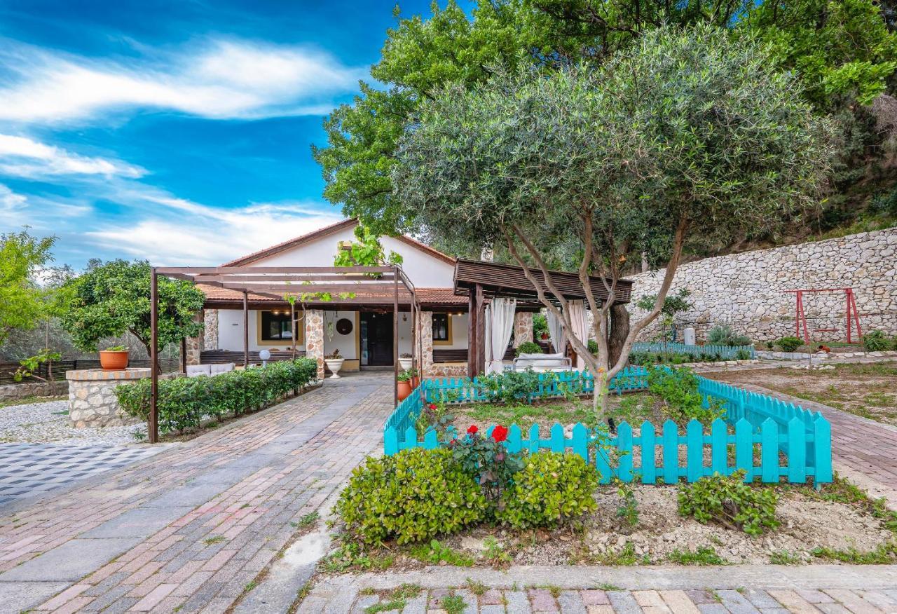 Villa Rafaela Koskinou  Exteriér fotografie