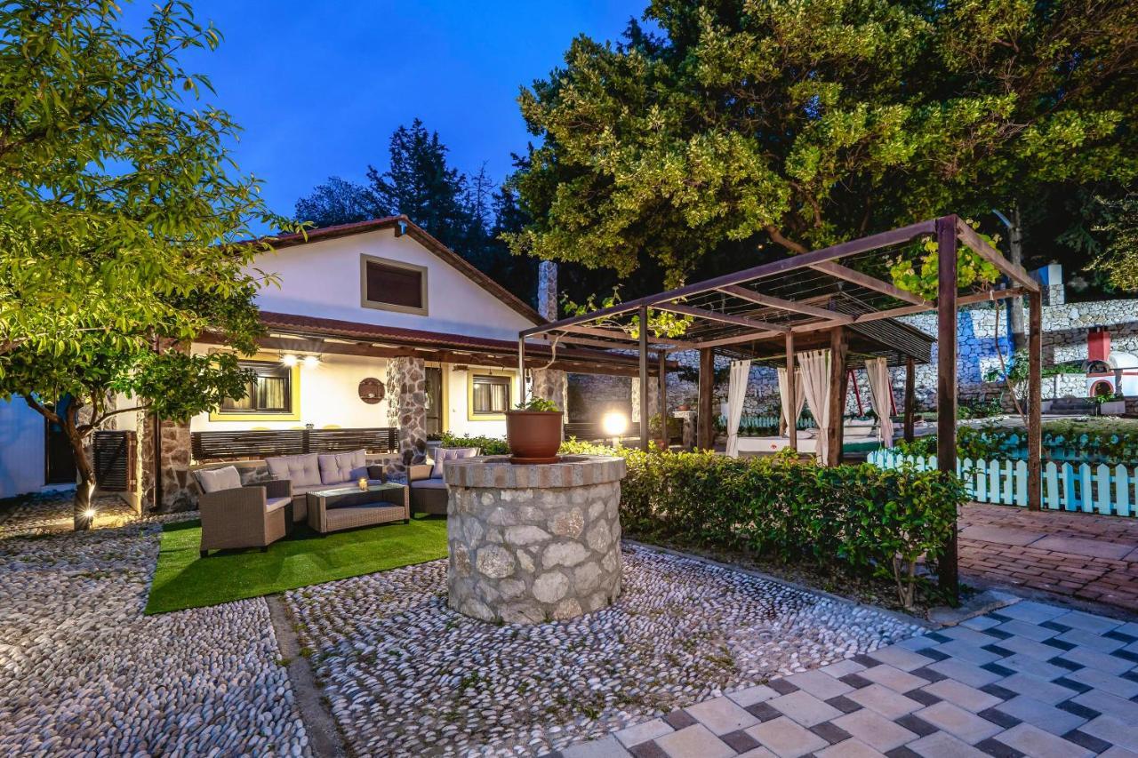 Villa Rafaela Koskinou  Exteriér fotografie